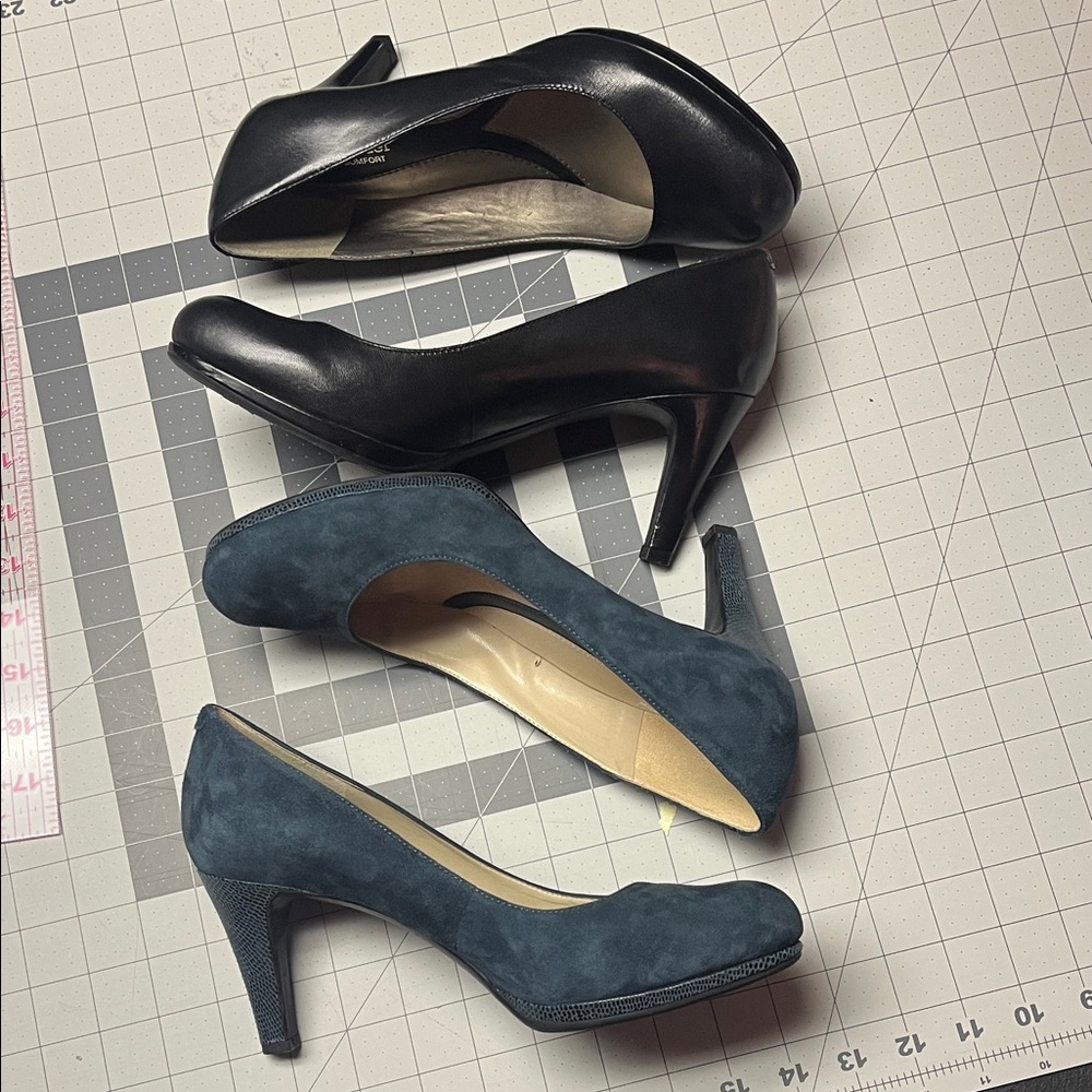Naturalizer Black and Blue Heels